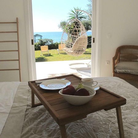 Aqua Seafront Glyfada Corfu Beach House With Garden Esterno foto