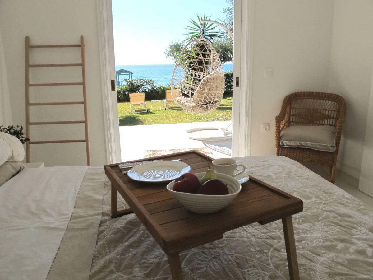 Aqua Seafront Glyfada Corfu Beach House With Garden Esterno foto