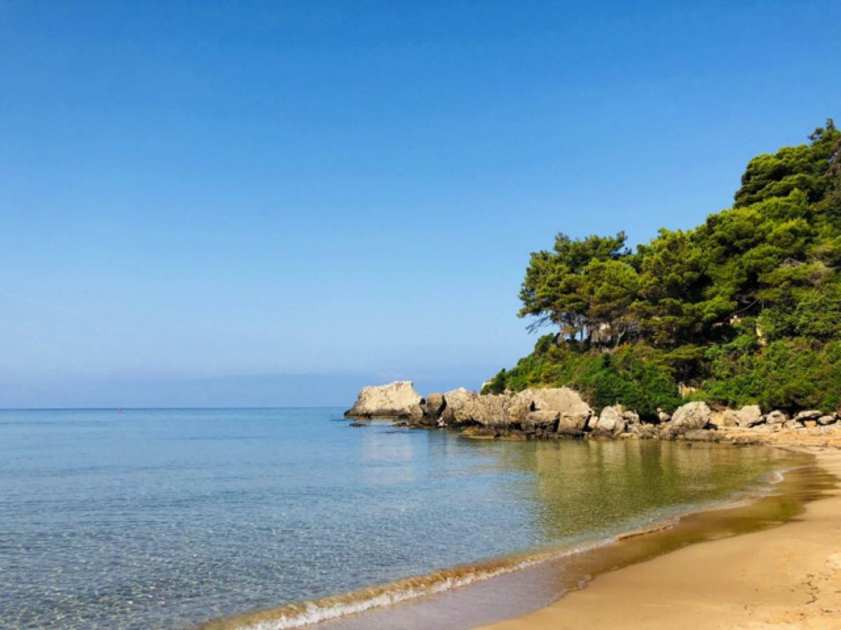 Aqua Seafront Glyfada Corfu Beach House With Garden Esterno foto